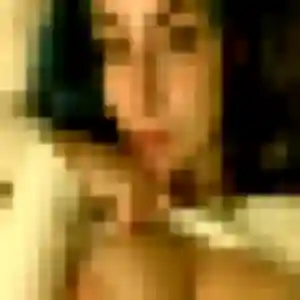Léonie, 28 ans, en ligne à Neuville-sur-Sarthe pour une rencontre coquine