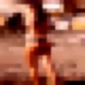 Photo de Perrine à Neuvy-sur-Loire (42 ans) - plan cul discret