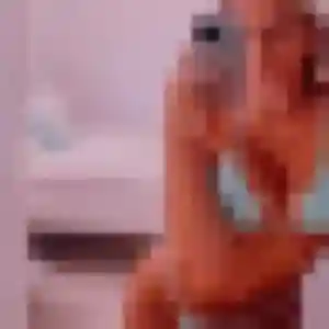 Adeola, 44 ans, en ligne à Noyers-Saint-Martin pour un plan cul