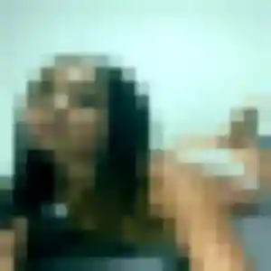 Photo de Esi à Nurieux-Volognat (30 ans) - plan cul discret