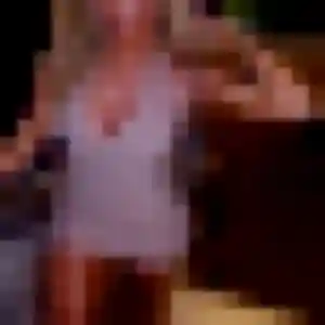 Sexy Éva, 27 ans à Orgères - la contacter