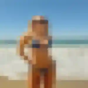 Safi, 22 ans, connectée à Ouroux-sur-Saône pour un plan cul