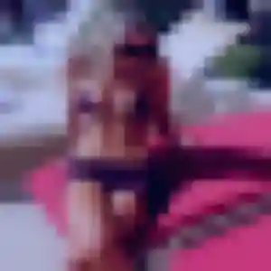 Sixtine, 22 ans, en ligne à Ousse pour un plan cul