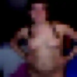 Contacte Ama, 23 ans à Ousson-sur-Loire en privé