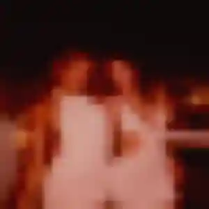 Rencontre Aïcha, 33 ans à Paimpol en privé