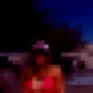 Rejoins Naëlle, 28 ans à Paray-Vieille-Poste en t'inscrivant