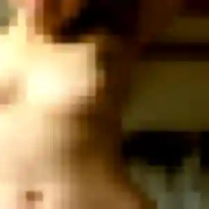 Découvre Nyambura, 34 ans à Parmilieu gratuitement