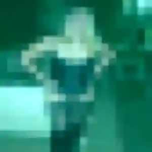 Charmante Carine, 33 ans à Pernes-les-Fontaines - voir sa photo