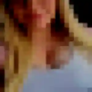 Malika, femme de 26 ans veut plan cul à Peumerit