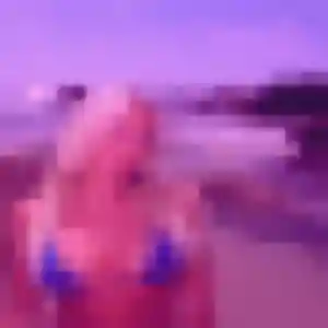 Suzanne, femme de 26 ans cherche plan cul à Peyre en Aubrac