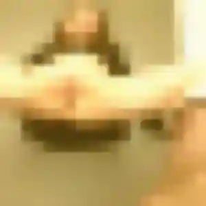 Rejoins Bahati, 23 ans à Pithiviers en privé