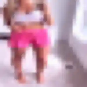Awa de Plaisance-du-Touch, 26 ans - plan cul discret