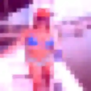 Adja, 24 ans, cherche un plan cul à Plasnes