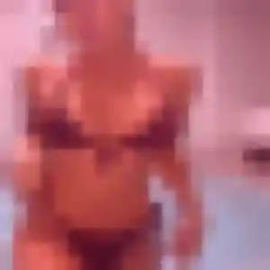 plan cul à Pleudaniel : photo de Khoudia, 33 ans - sans engagement