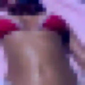 Akissi, fille de 26 ans cherche plan cul à Poilly-lez-Gien