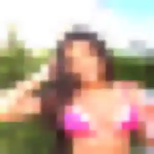 Photo exclusive de Sanata, 33 ans à Pompertuzat - plan discret