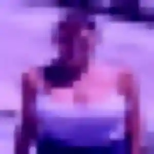 Adeola, 22 ans, connectée à Pont-de-Buis-lès-Quimerch pour une rencontre coquine