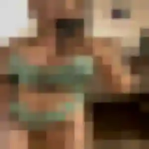 Photo de Issa à Porcieu-Amblagnieu (44 ans) - plan cul anonyme