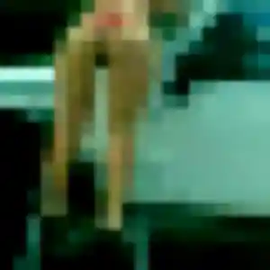 Quetsia, 28 ans, connectée à Poses pour une rencontre coquine