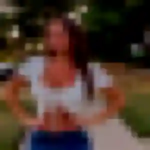 Belle Amara, 32 ans à Pouilly-lès-Feurs - la contacter