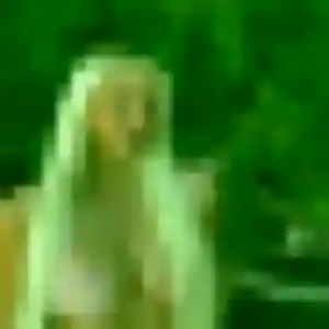 plan cul à Poulaines : profil de Léonie, 34 ans - sans engagement