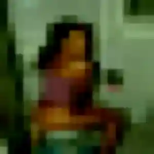 Charline, 28 ans, cherche un plan cul à Poullaouen