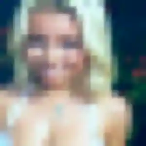 Noémie, 23 ans, disponible à Pujaut pour une rencontre coquine