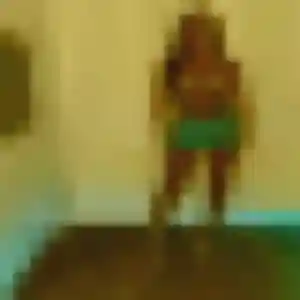 Belle Adaora, 27 ans à Quarré-les-Tombes - la contacter