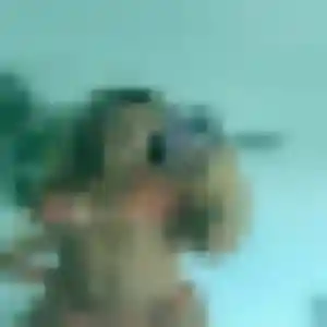 Photo de Latifa à Queyrac (28 ans) - plan cul discret