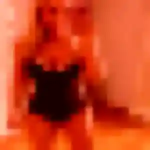 Rejoins Adélaïde, 41 ans à Rauville-la-Bigot en t'inscrivant
