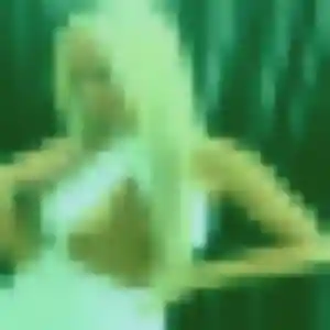 Nicole, femme de 28 ans propose plan cul à Réding