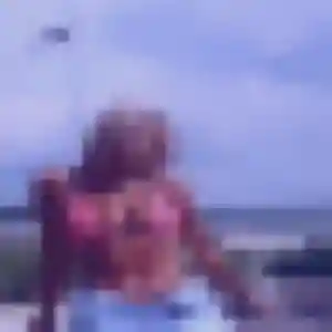 Sandrine, femme de 27 ans cherche plan cul à Reignac-sur-Indre