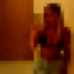 Coralie, 25 ans, dispo pour plan cul à Réquista