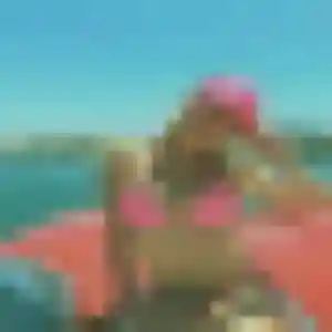 Ama (22 ans) à Rivière propose un plan cul ce soir