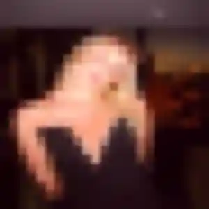Contacte Awa, 36 ans à Rivières en privé