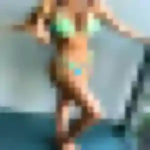 Oumou Kalsoum (39 ans) à Rochefort-sur-Loire cherche un plan cul maintenant