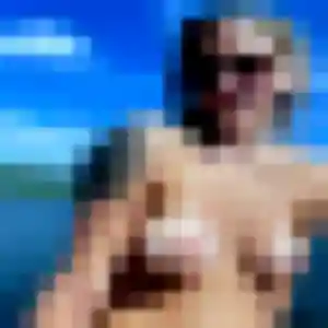 Tiffany, 26 ans, connectée à Roquefort pour une rencontre coquine
