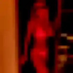 Eugénie (45 ans) à Roquefort-les-Pins cherche un plan cul aujourd'hui