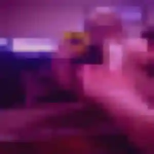 Israëlle (34 ans) à Rossfeld attend un plan cul aujourd'hui