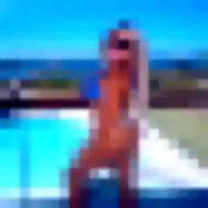 plan cul à Roullet-Saint-Estèphe : photo de Yemisi, 22 ans - accès libre