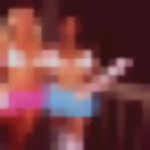 Photo privée de Evelyne, 26 ans à Roussillon - rencontre coquine