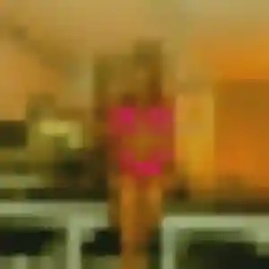 Photo de Thaïs à Roz-sur-Couesnon (33 ans) - plan cul discret