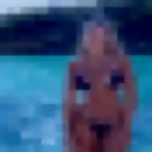 Déla, 34 ans, dispo pour plan cul à Rully