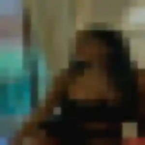 Constance, 32 ans, dispo pour plan cul à Saint-André-sur-Cailly