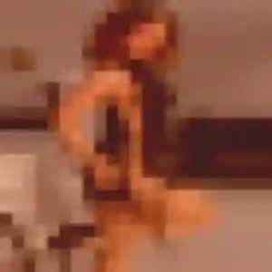 Laetitia de Saint-Aubin-des-Bois, 24 ans - plan cul discret