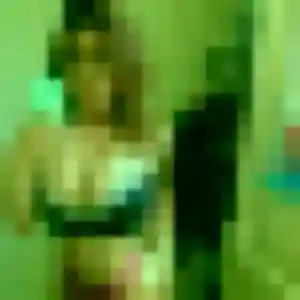 Claudine, 39 ans, en ligne à Saint-Ay pour une rencontre coquine