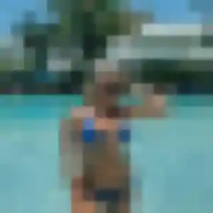 Photo de Lucinda à Saint-Caprais-de-Bordeaux (25 ans) - plan cul anonyme