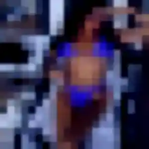 Yasmine, femme de 40 ans cherche plan cul à Saint-Cyr-de-Favières