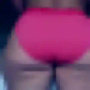 Photo privée de Assétou, 36 ans à Saint-Denis-de-Gastines - rencontre coquine