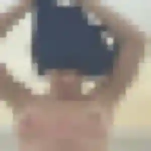 Photo exclusive de Naïma, 43 ans à Saint-Denis-de-Méré - plan discret